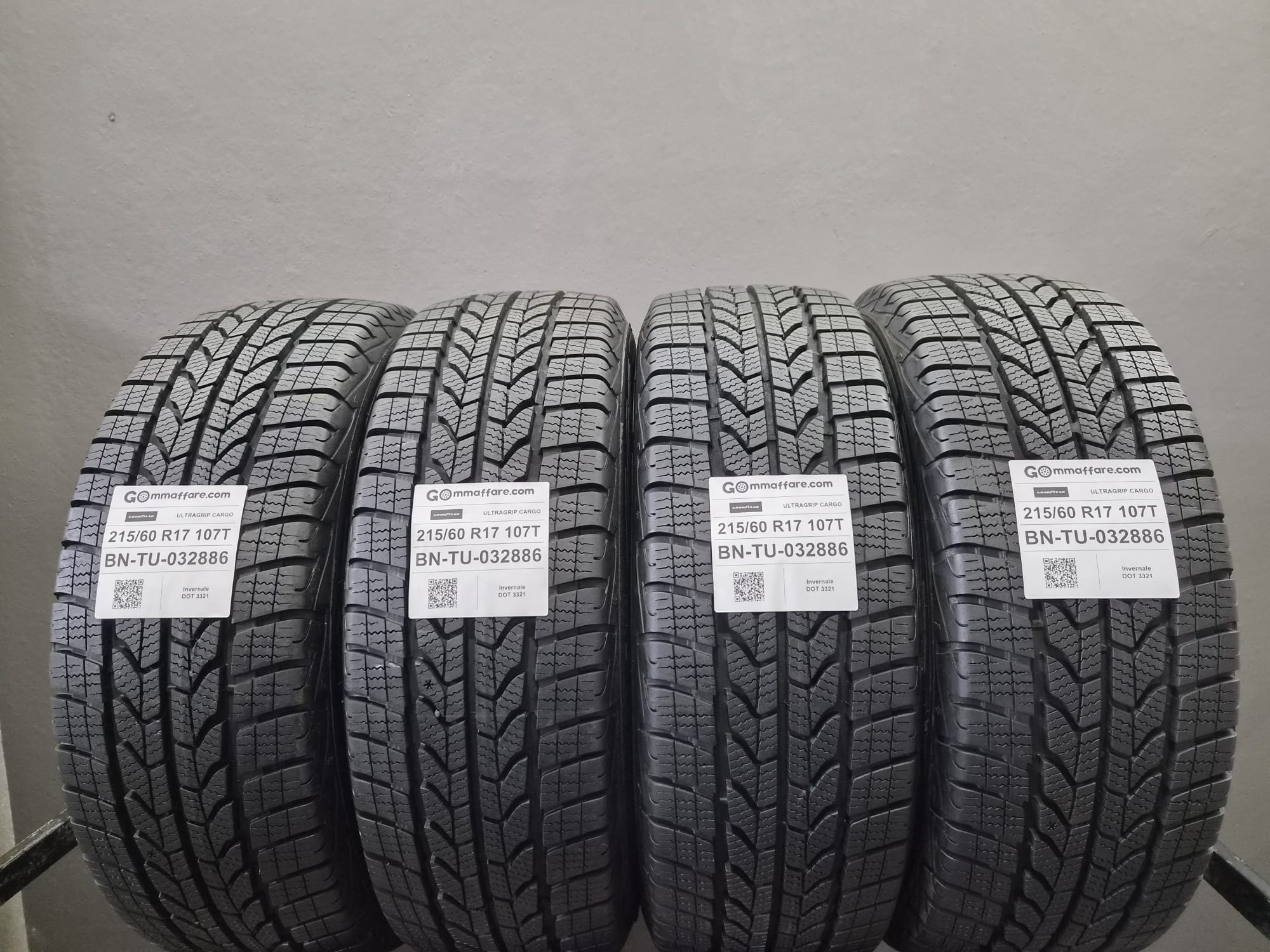 Goodyear ULTRAGRIP CARGO 215/60 R17